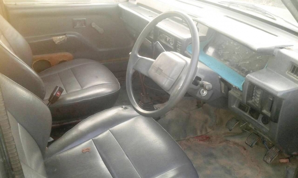 ไซโคลนตอนเดียว เครื่องดี ช่วงล่างแน่น รถขับขี่ดี สีไม่สวย แต่ไม่มีผุ คัทซีสวยกริ๊บ