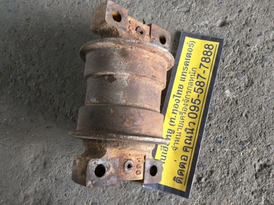โรลเลอร์ KOMATSU PC60-5-6 เก่านอกญี่ปุ่นไม่เคยใช้งานในไทย โรลเลอร์ KOMATSU PC60-5-6 เก่านอกญี่ปุ่นไม่เคยใช้งานในไทย