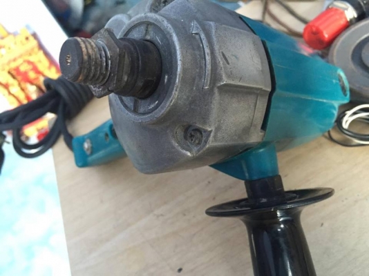 ขายเครื่องขัดสี MAKITA 9218BL มือสอง สภาพดีครับ ขายเครื่องขัดสี MAKITA 9218BL มือสอง สภาพดีครับ