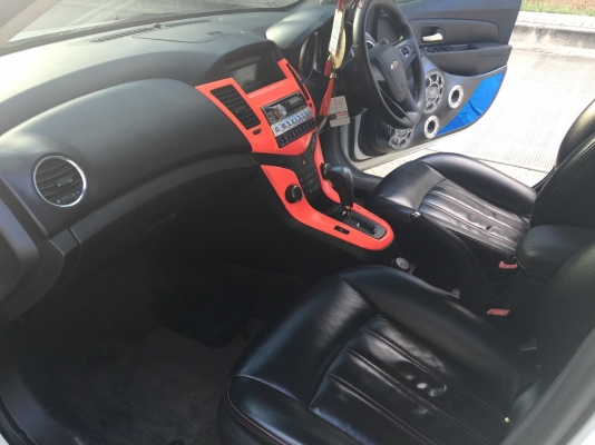 2013 CHEVROLET CRUZE 1.8LS สีขาว เครื่องเสียงแน่นๆ