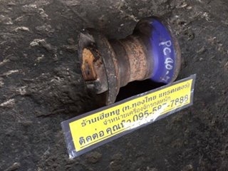 โรลเลอร์ KOMATSU PC40-7 เก่านอกญี่ปุ่นไม่เคยใช้งานในไทย โรลเลอร์ KOMATSU PC40-7 เก่านอกญี่ปุ่นไม่เคยใช้งานในไทย