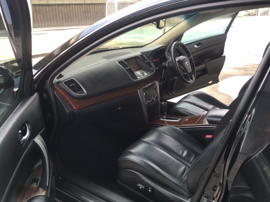 2010 NISSAN TEANA 250XV สีดำ sunroof navi