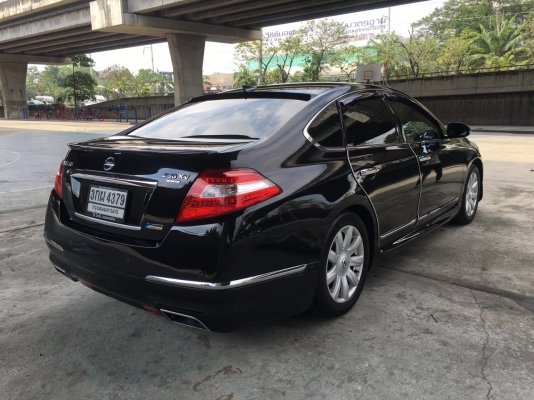 2010 NISSAN TEANA 250XV สีดำ sunroof navi