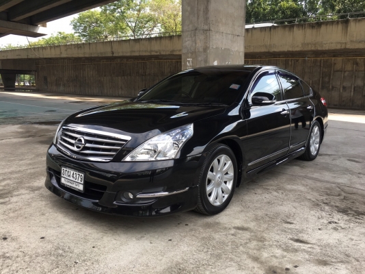 2010 NISSAN TEANA 250XV สีดำ sunroof navi