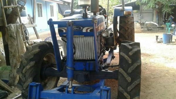 ขายรถ6ล้อ NPR115แรง เกียร์สั้น เฟืองท้ายใหญ่ เครื่องดีแคชซีสวย สภาพพร้อมใช้งาน เอกสารพร้อมโอน สนใจโทร 090-8588220คุณนะ 093-3258446คุณบิว หรือเข้าดูสินค้าอื่นๆได้ที่ www.truck.in.th/498 หรือเพจFacebook ณรงค์ ซื้อขายรถมือสอง (เว็บไซต์ส่วนตัว) หรือFacebook ต