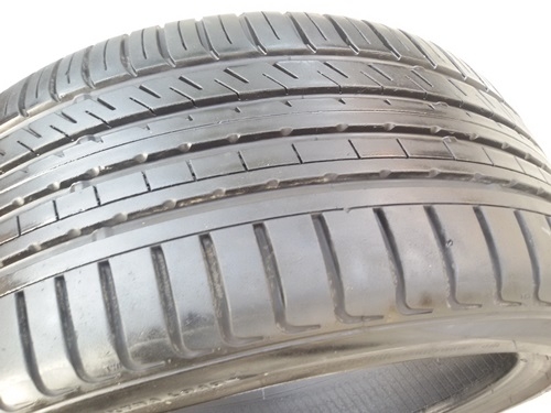 ขายยาง245/40/18 ปี 1714 MAYRUN จีน  2  เส้น