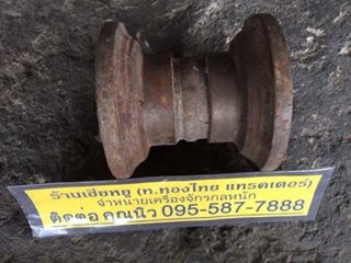 โรลเลอร์ KOMATSU PC20 PC30 เก่านอกญี่ปุ่นไม่เคยใช้งานในไทย