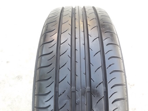 ขายยาง225/60/18 ปี 0213 DUNLOP MAXX050 4 เส้น