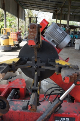 FROM JAPAN ขายเครื่องถอดยางรถบรรทุก รถตัก  ONODANI