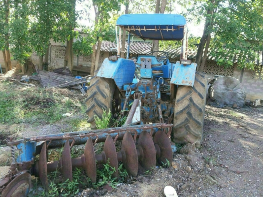 รถไถ รถไถ