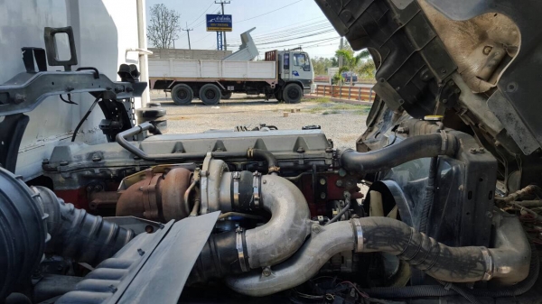 ขาย HINO MEGA 220 แรงม้า กระบะล่องไม่ดั้ม