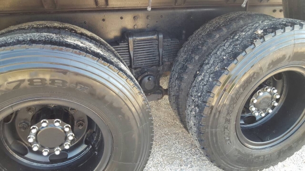 ขาย HINO MEGA 220 แรงม้า กระบะล่องไม่ดั้ม