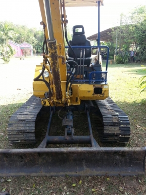 ขายรถแบคโฮ โคมัตสุ 40-6