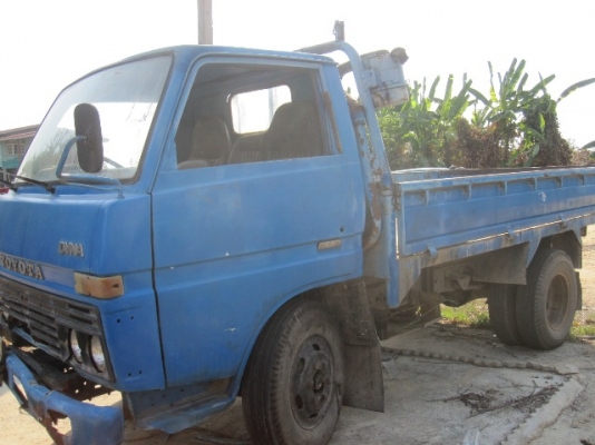 ขายหกล้อไดน่า ขายหกล้อไดน่า