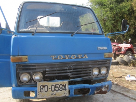 ขายหกล้อไดน่า