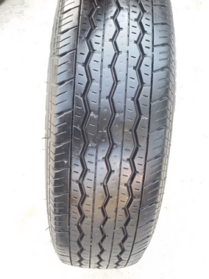 ขายยาง195R15 ปี 13 BRIDGESTONE RD613  4 เส้น