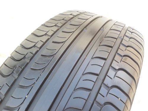 ขายยาง235/50/19 ปี12/3เส้นปี11/1เส้น HANKOOK 4 เส้น