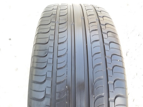 ขายยาง235/50/19 ปี12/3เส้นปี11/1เส้น HANKOOK 4 เส้น