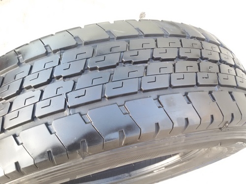 ขายยาง205/70/15 ปี 14/2เส้นปี15/2เส้น DUNLOP  4 เส้น