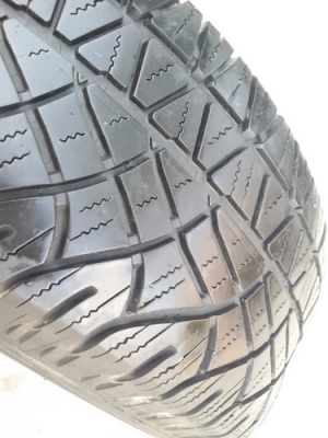 ขายยาง265/70/16 ปี 0712 MICHERLIN CROSS  4 เส้น