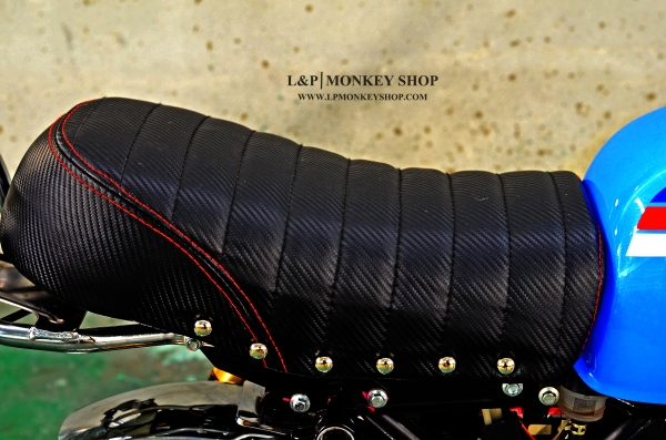 อะไหล่ แต่งรถเพียบ มีโช็คหน้า-หลัง ล้อ เครื่อง ถังน้ำมัน เบาะ และอะไหล่อื่นๆที่แต่งรถทั้งหมด ลดราคา 20-30\%