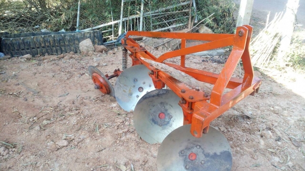 ขาย ผานสาม รถไถ 36-47 แรง