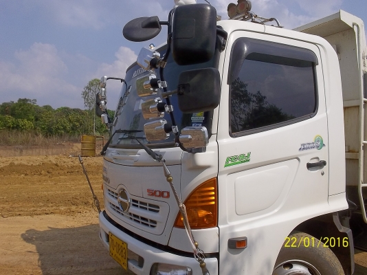 ขายรถพร้อมใช้ครับ เอกสารพร้อมโอน จัดแนนท์ได้ 800000 บาท