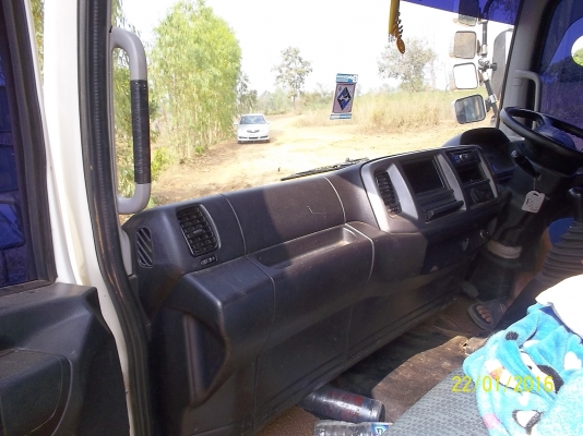 ขายรถพร้อมใช้ครับ เอกสารพร้อมโอน จัดแนนท์ได้ 800000 บาท