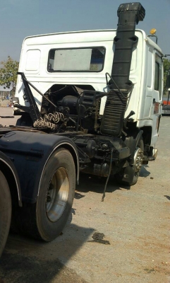 สิบล้อ1เพา หัวลาก VOLVO 320เพาเดียว ปี45 พร้อมห่างพื้นเรียบ 3คาน สภาพดีสวยพร้อมใช้ ทะเบียนพร้อมโอน