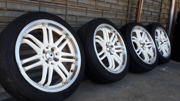 Lenso ขอบ 17 4รู100/114 พร้อมยางปี12/13 Lenso ขอบ 17 4รู100/114 พร้อมยางปี12/13