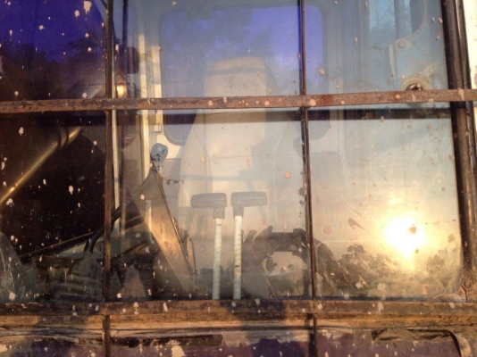 KOMATSU 200-5 รถพร้อมใชั ไฟฟ้าครบ แอร์เย็น ช่วงล่างดี เอกสารเล่มทะเบียน KOMATSU 200-5 รถพร้อมใชั ไฟฟ้าครบ แอร์เย็น ช่วงล่างดี เอกสารเล่มทะเบียน