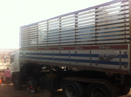 ขายกระบะมิเนียม เสรีชัย ปี57 สภาพสวย พื้นเรียบไม่มีหลุม สวยกริ๊บ