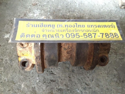 โรลเลอร์ KOMATSU PC100-3-5-6 ของเก่า ราคา 2,000 บาท ราคาคุยได้ โรลเลอร์ KOMATSU PC100-3-5-6 ของเก่า ราคา 2,000 บาท ราคาคุยได้
