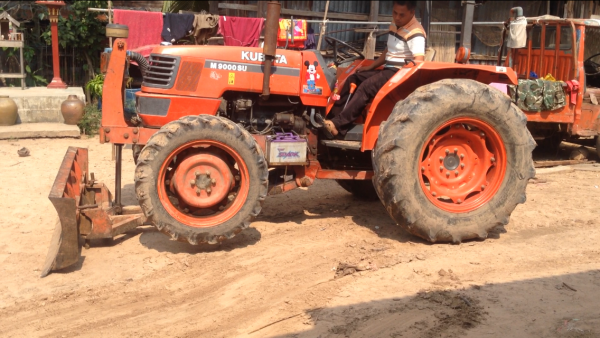 ขายรถไถ KUBOTA M5000 เครื่องดี สภาพสวยเดิมๆ ( ราคา 328,000 บาท ) (มีภาพวีดีโอ) พร้อมอุปกรณ์ 2 รายการ