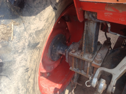 ขายรถไถ KUBOTA M5000 เครื่องดี สภาพสวยเดิมๆ ( ราคา 328,000 บาท ) (มีภาพวีดีโอ) พร้อมอุปกรณ์ 2 รายการ