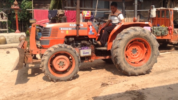 ขายรถไถ KUBOTA M5000 เครื่องดี สภาพสวยเดิมๆ ( ราคา 328,000 บาท ) (มีภาพวีดีโอ) พร้อมอุปกรณ์ 2 รายการ ขายรถไถ KUBOTA M5000 เครื่องดี สภาพสวยเดิมๆ ( ราคา 328,000 บาท ) (มีภาพวีดีโอ) พร้อมอุปกรณ์ 2 รายการ