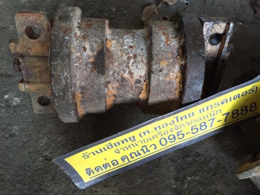 โรลเลอร์ KOMATSU PC100-1-2 ของเก่า ราคา 2,000 บาท ราคาคุยได้ โรลเลอร์ KOMATSU PC100-1-2 ของเก่า ราคา 2,000 บาท ราคาคุยได้