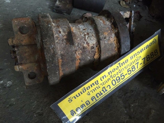 โรลเลอร์ KOMATSU PC100-1-2 ของเก่า ราคา 2,000 บาท ราคาคุยได้ โรลเลอร์ KOMATSU PC100-1-2 ของเก่า ราคา 2,000 บาท ราคาคุยได้