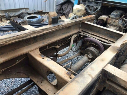 ISUZU NKR 110 HP 4BE1 หกล้อดั๊มพ์ กระบะดั๊มพ์เหล็กคอกเกษตร 4 ตันสภาพสวยจัดพร้อมบรรทุกหนักได้เลย เครื่องแรงดีไม่มีเยิ้ม ภายในเก๋งคอนโซลสวยครบ ช่วงล่างคัชซีสวยเดิมๆ ยาง 8.25 ขอบ 16 สภาพดี 65\% พร้อมใช้งาน เอกสารเล่มทะเบียนครบพร้อมโอน ราคาต่อรองได้ครับ