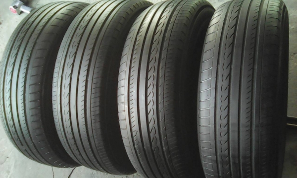 205/65R15 YOKOHAMA ADVANCE Db daiibel  ชุด 4 เส้น tel.081-427-3941 ไอดีไลน์ autbot107