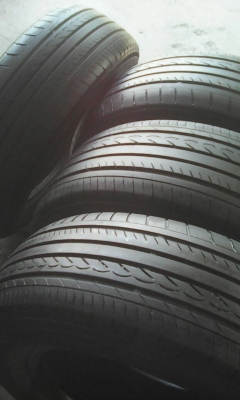 205/65R15 YOKOHAMA ADVANCE Db daiibel ชุด 4 เส้น tel.081-427-3941 ไอดีไลน์ autbot107 205/65R15 YOKOHAMA ADVANCE Db daiibel ชุด 4 เส้น tel.081-427-3941 ไอดีไลน์ autbot107