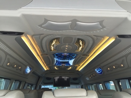 โทร 0877758887นางเบสท์รถตู้ท่าพระ ดีเซลปี12เกียMT โทร 0877758887นางเบสท์รถตู้ท่าพระ ดีเซลปี12เกียMT