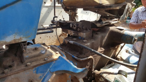 ขายตามสภาพ รถไถ 2 เพลา FORD 6610 เสื้อลาย คานหน้า ZF ปั้มดีเซลเสียสตาร์ทไม่ติด เอกสารเล่มทะเบียนครบ อุปกรณ์มีผานดันหน้า ผาน 4 และผาน 5 ขายตามสภาพ รถไถ 2 เพลา FORD 6610 เสื้อลาย คานหน้า ZF ปั้มดีเซลเสียสตาร์ทไม่ติด เอกสารเล่มทะเบียนครบ อุปกรณ์มีผานดันหน้า ผาน 4 และผาน 5