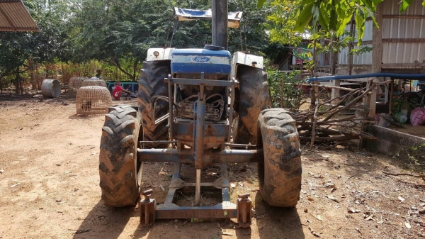 ขายตามสภาพ รถไถ 2 เพลา FORD 6610 เสื้อลาย คานหน้า ZF ปั้มดีเซลเสียสตาร์ทไม่ติด เอกสารเล่มทะเบียนครบ อุปกรณ์มีผานดันหน้า ผาน 4 และผาน 5 ขายตามสภาพ รถไถ 2 เพลา FORD 6610 เสื้อลาย คานหน้า ZF ปั้มดีเซลเสียสตาร์ทไม่ติด เอกสารเล่มทะเบียนครบ อุปกรณ์มีผานดันหน้า ผาน 4 และผาน 5