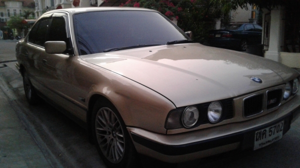 ขายBMW525i สภาพดี เดิมเจ้าของขายเองครับ ขายBMW525i สภาพดี เดิมเจ้าของขายเองครับ