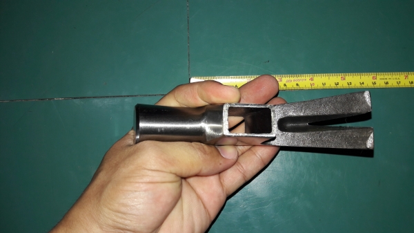 ขายหัวค้อนเก่าเก็บขนาด16 OZ. ARMSTONG Made in USA.