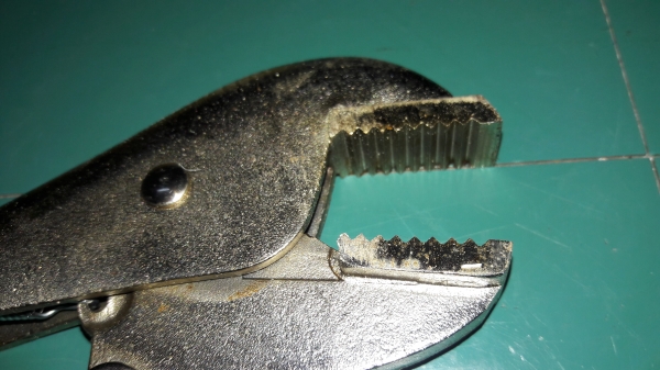 ขายคีมล็อกVISE-GRIP 10R Made in USA.งานเก่าเก็บสิบกว่าปี ขายคีมล็อกVISE-GRIP 10R Made in USA.งานเก่าเก็บสิบกว่าปี