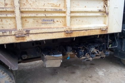 6ล้อดั๊มฮีโนเมกก้า 175แรงปี50ดั๊มสามมิตร6เกียเดินหน้า 855000