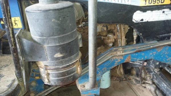 ขายรถไถ NEWHOLLAND TD95D เครื่อง 95แรงม้า เล่มทะเบียน สนใจโทร 081-970-1072