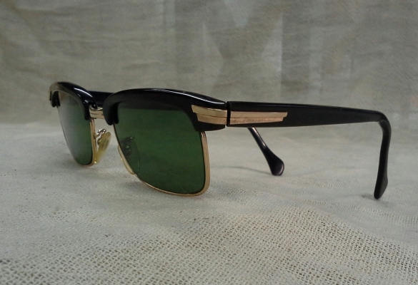 แว่นตาวินเทจ/คลับมาสเตอร์/โกลด์ฟิลด์ OPTURA made in West Germany  14K